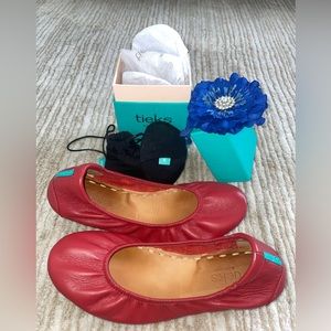 Cardinal Red Tieks - Beautiful Condition